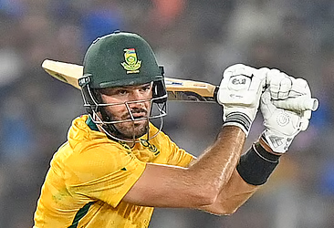 South Africa and England record wins